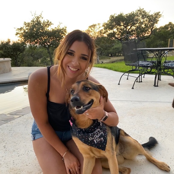 Meet your Posher, Maddie - Picture 1 of 1